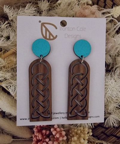 Wooden bar earrings